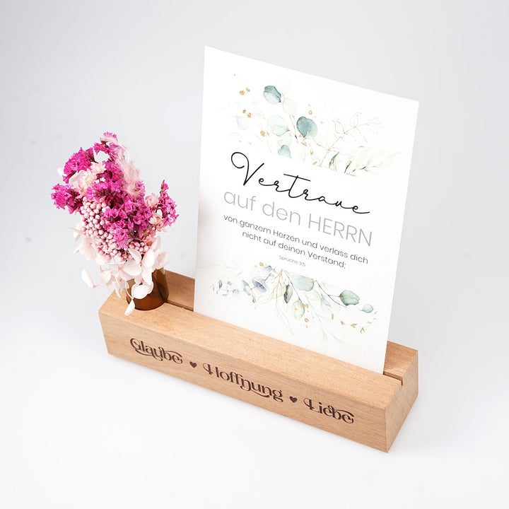 Kartenhalter "Glaube Hoffnung Liebe" mit Trockenblumen · Holzgravur · handmade · inkl. Postkarte