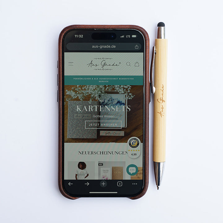 Bambus Kugelschreiber & Stylus "Aus Gnade" · Holzgravur