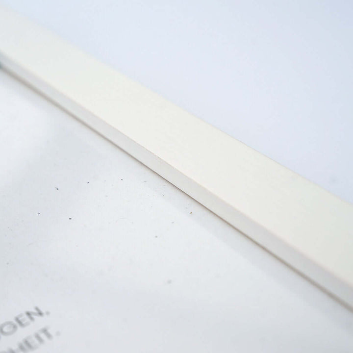 Bilderrahmen Holz · Schwarz / Weiß · A4 / A3 · Acrylglas – Aus Gnade