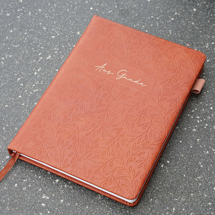 Premium Notizbuch "Aus Gnade" · A5 · Hardcover gepolstert mit Goldglanz Prägung – Aus Gnade