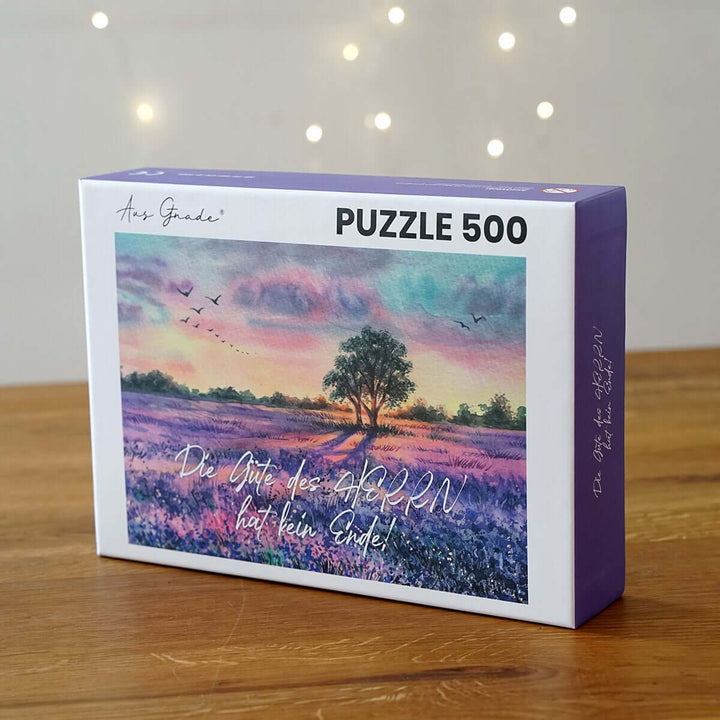 Puzzle "Die Güte des Herrn hat kein Ende!" · Bibelvers · 500 Teile – Aus Gnade