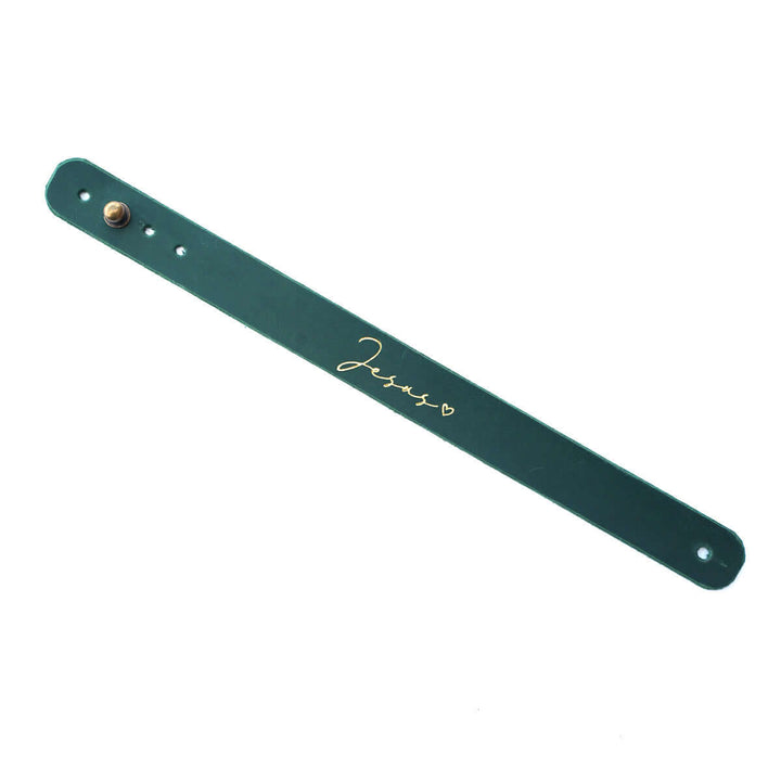 Armband "Jesus" · Echtes Leder · Grün mit Goldglanz Prägung – Aus Gnade