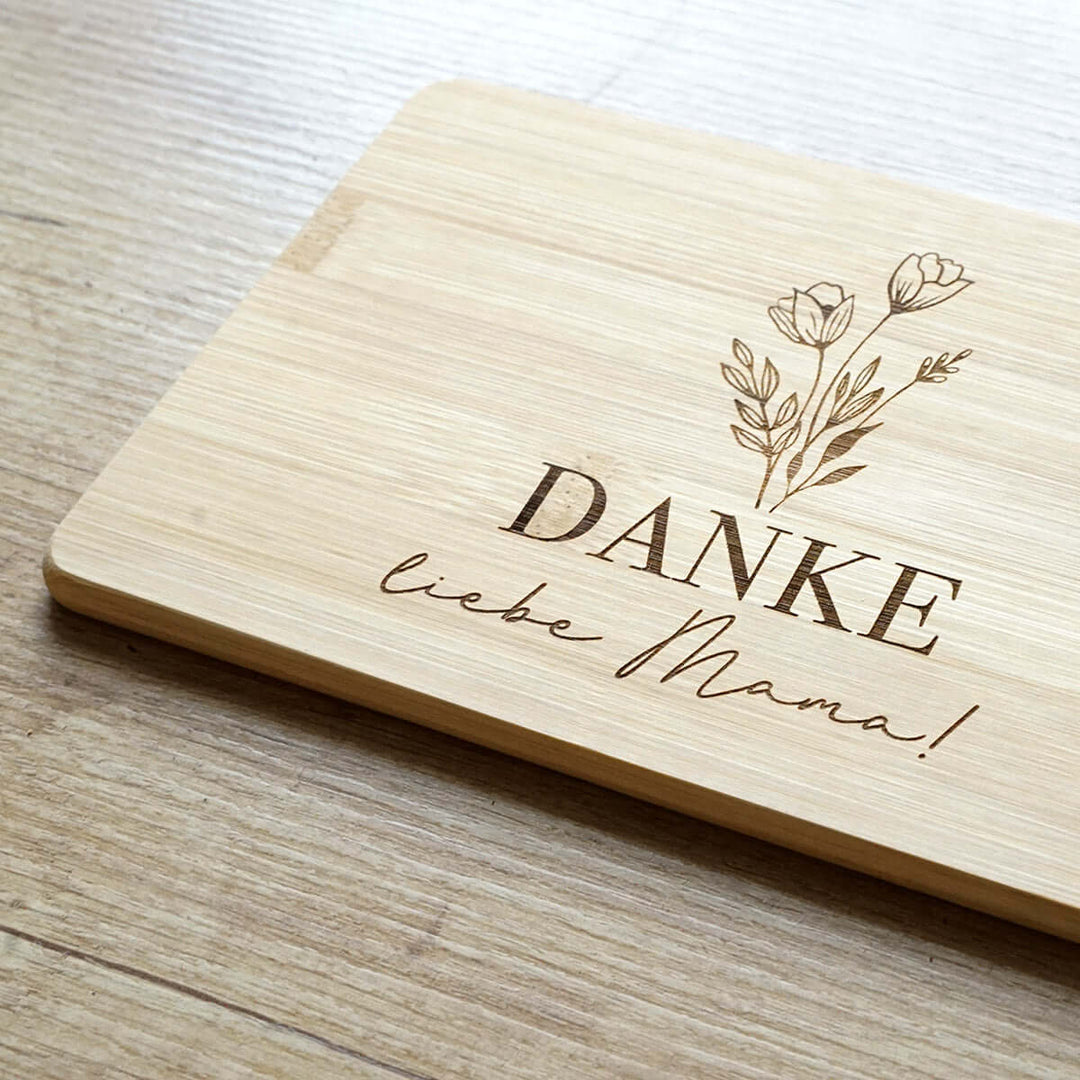 Holz-Brettchen "DANKE liebe Mama!" · Gravur