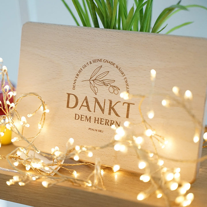 Holz-Brettchen "Dankt dem HERRN!" · Buche / Bambus · Bibelvers Gravur