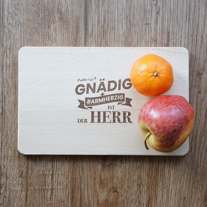 Holz-Brettchen "Gnädig & Barmherzig" · Buche / Bambus · Bibelvers Gravur – Aus Gnade