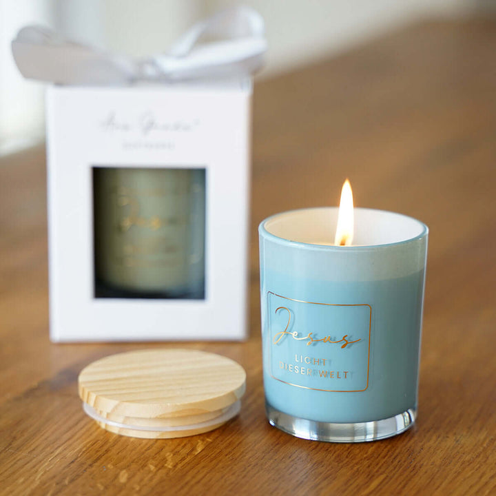 Premium Duftkerzen "Jesus – Licht dieser Welt" · 4 Dufte · Geschenkbox – Aus Gnade