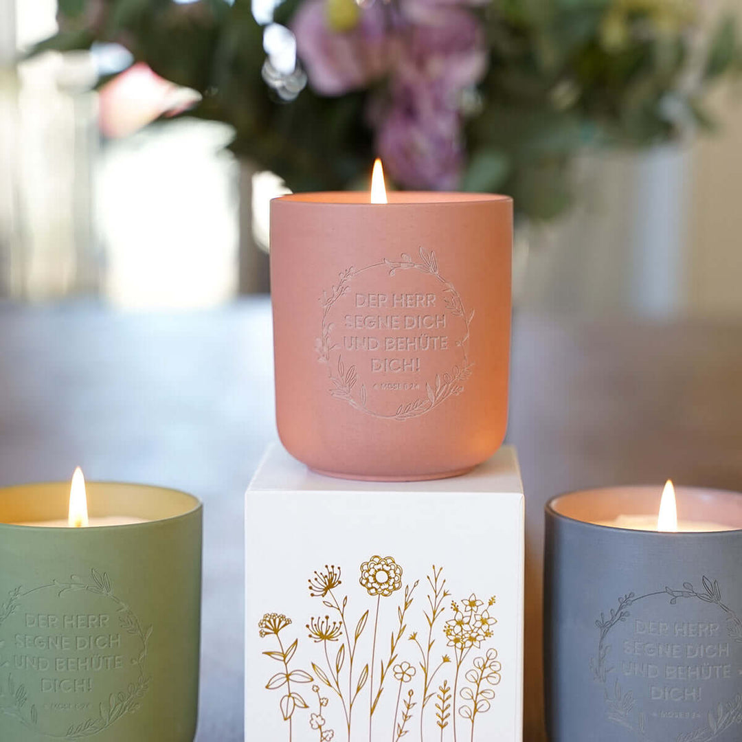Premium Duftkerze "Gottes Segen" · Keramik-Gravur + Geschenkbox