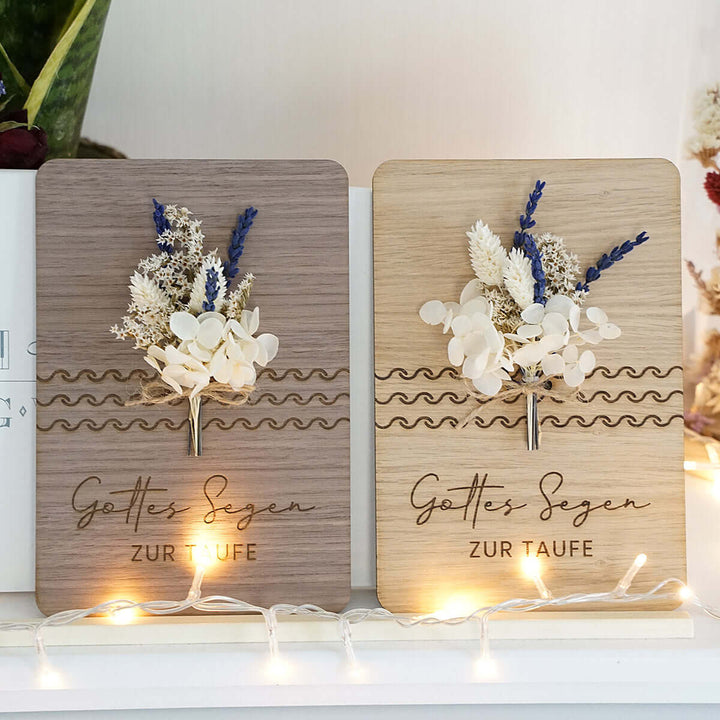Holzdeko "Gottes Segen zur Taufe" 3D mit Trockenblumen & Gravur – Aus Gnade