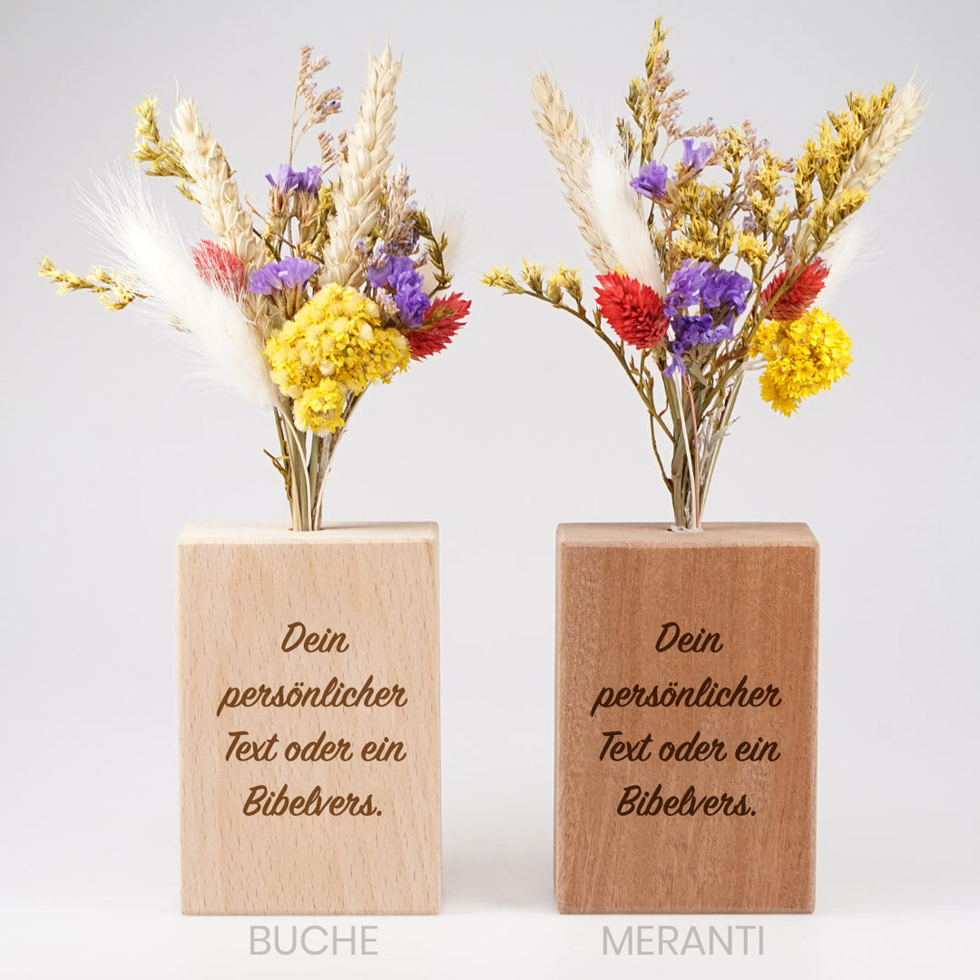 Personalisierte Holzvase "Dein Text" mit Trockenblumen · Gravur