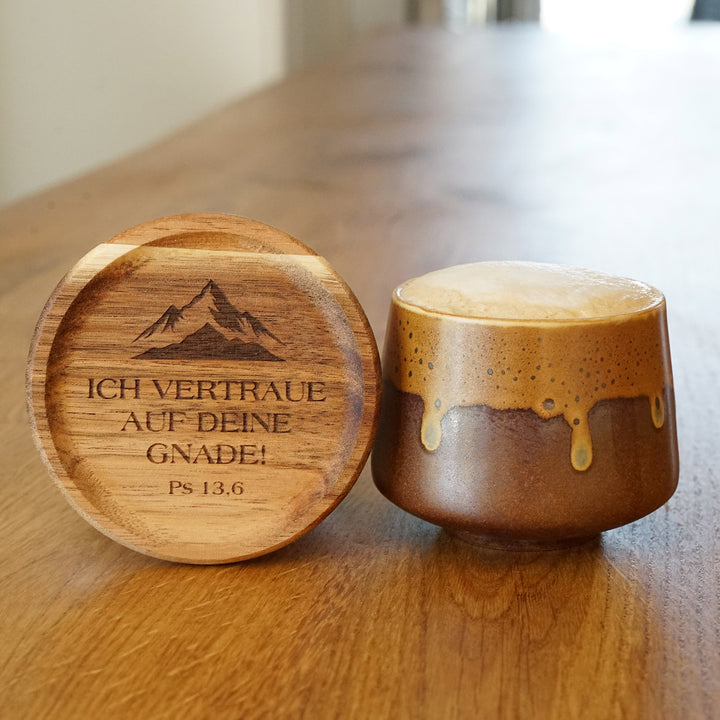 Kaffeetasse "Cortado" · inkl. Holzuntersetzer mit Bibelvers-Gravur