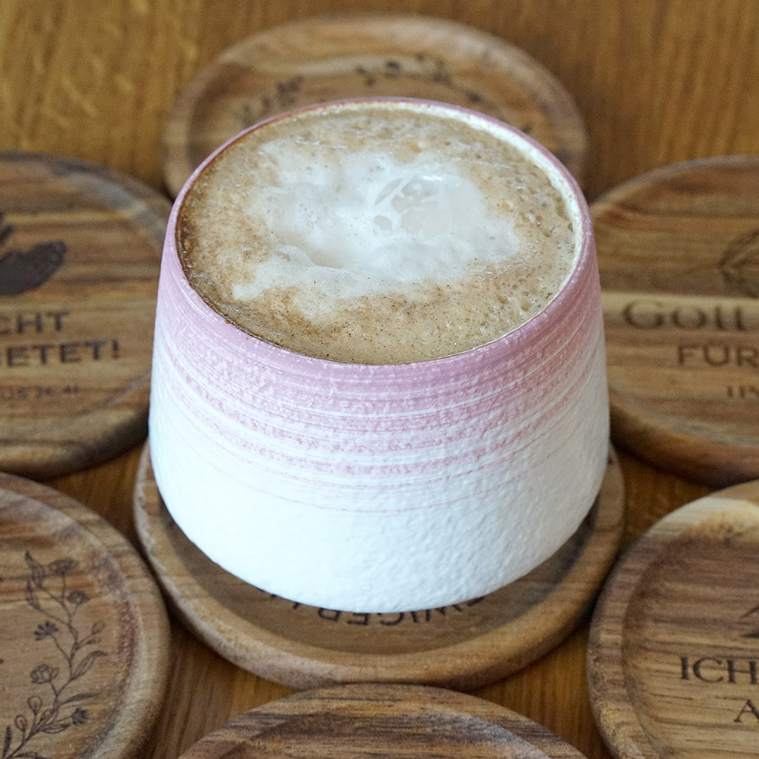 Kaffeetasse "Flat White" · inkl. Holzuntersetzer mit Bibelvers-Gravur