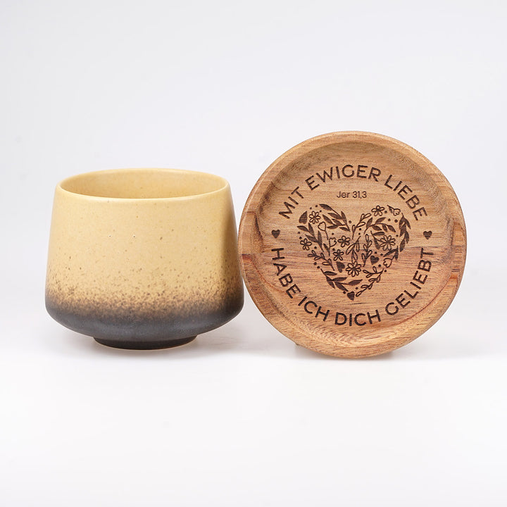 Kaffeetasse "Crema" · inkl. Holzuntersetzer mit Bibelvers-Gravur