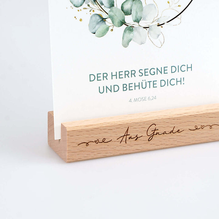 Kartenhalter "Aus Gnade" Holzgravur · handmade – Aus Gnade