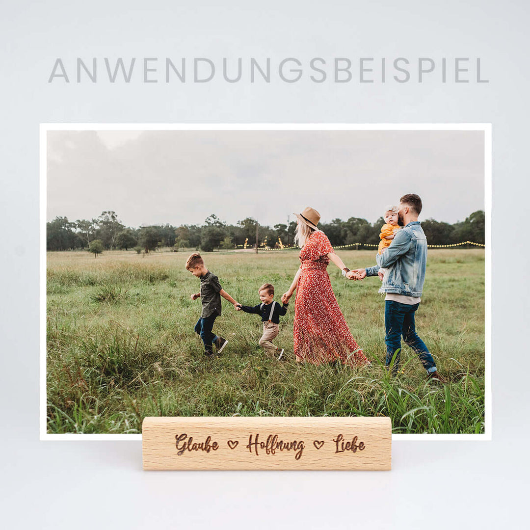 Kartenhalter "Glaube Hoffnung Liebe" Holzgravur · handmade – Aus Gnade