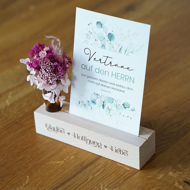 Kartenhalter "Glaube Hoffnung Liebe" mit Trockenblumen · Holzgravur · handmade · inkl. Postkarte