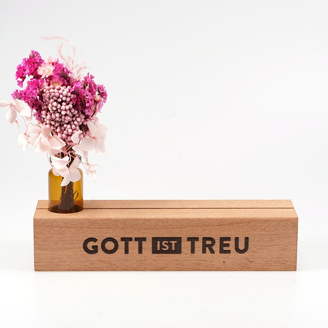 Kartenhalter "Gott ist treu" mit Trockenblumen · Holzgravur · inkl. Postkarte