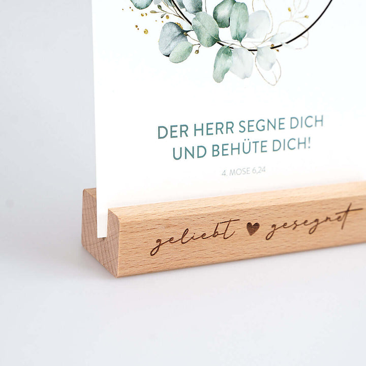 Kartenhalter "geliebt ♡ gesegnet" Holzgravur · handmade – Aus Gnade