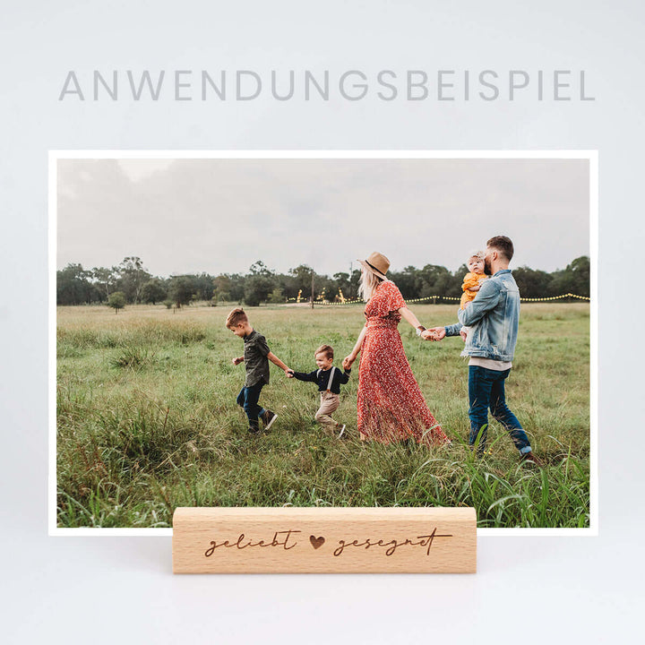 Kartenhalter "geliebt ♡ gesegnet" Holzgravur · handmade – Aus Gnade