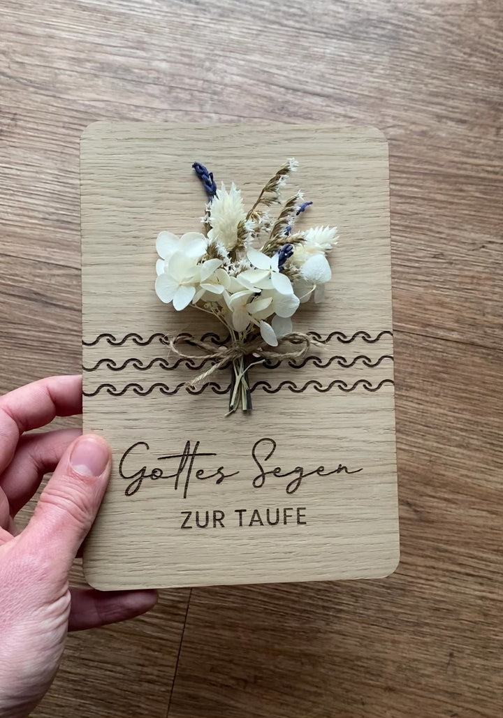 Holzdeko "Gottes Segen zur Taufe" 3D mit Trockenblumen & Gravur