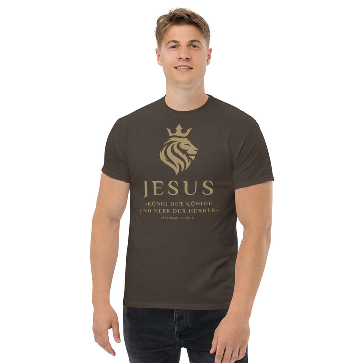 Klassisches Herren T-Shirt "Jesus – König der Könige" · Löwe