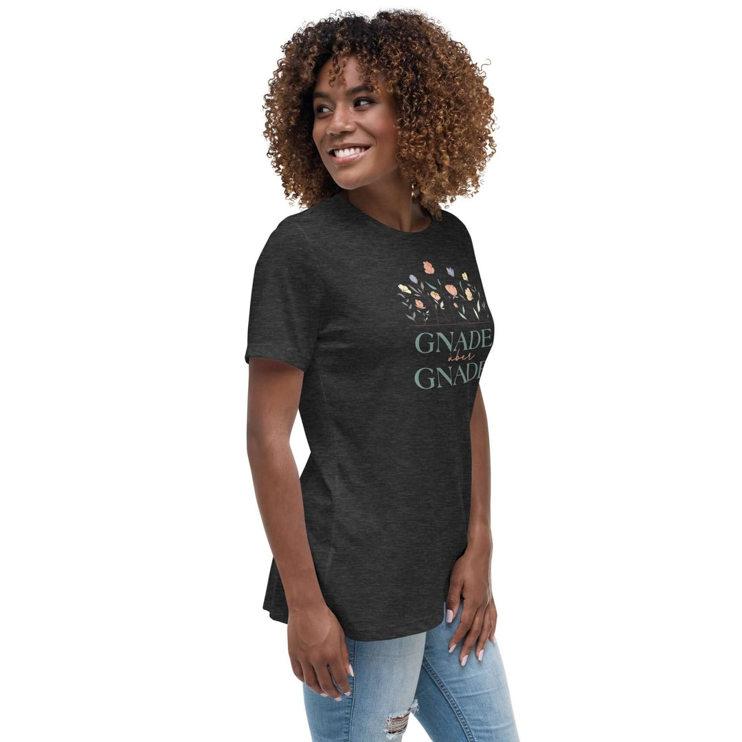 Lockeres Damen-T-Shirt "Gnade über Gnade"