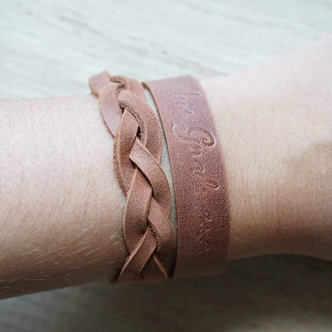 Armband geflochten · Echtes Leder – Aus Gnade