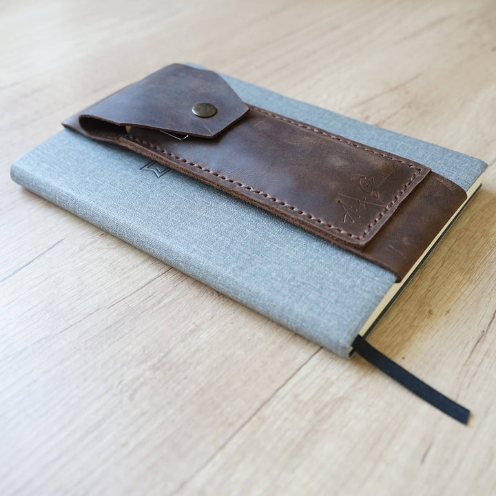 Band Stifthalter · für Bibel / Notizbuch · echtes Leder – Aus Gnade