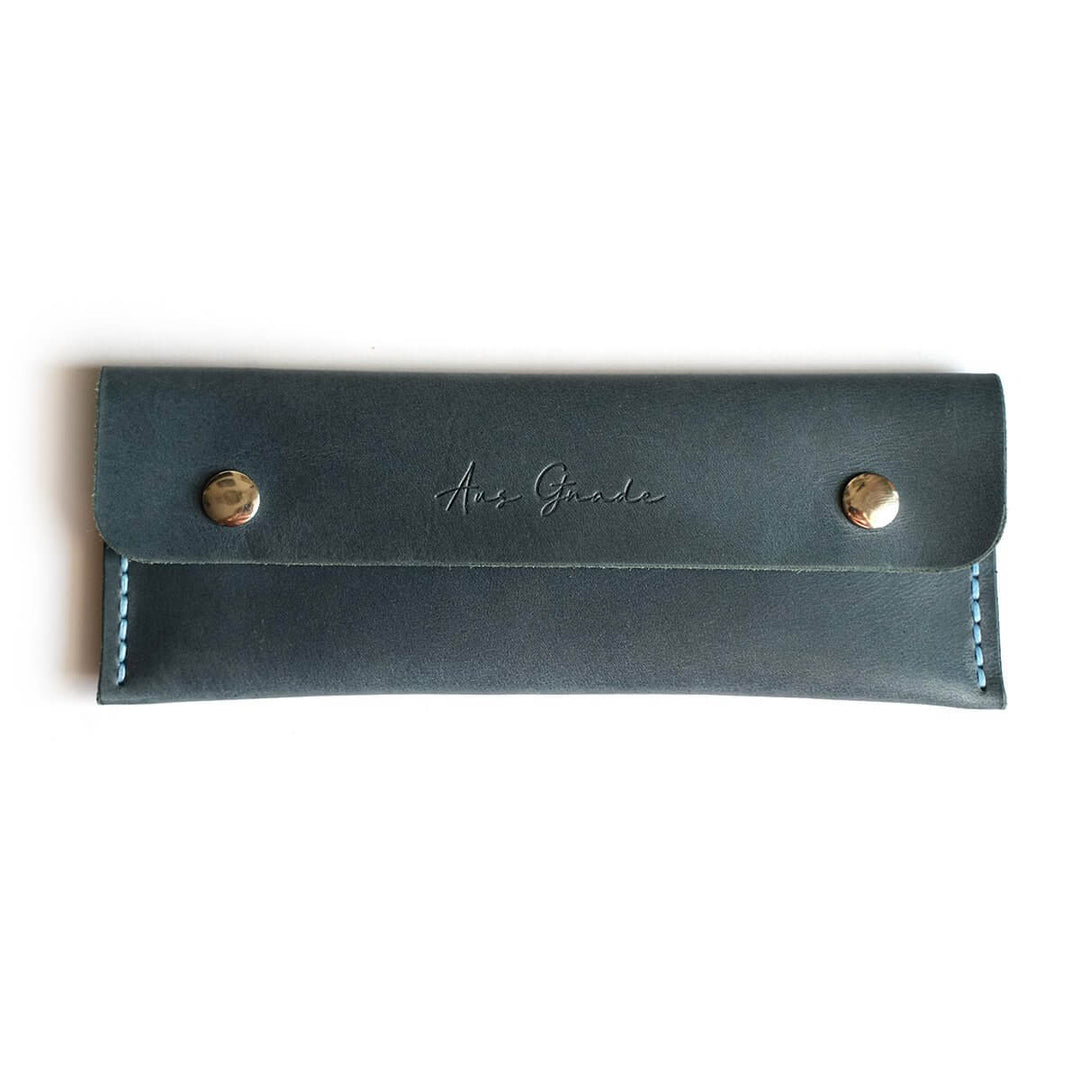 Leder Etui "Aus Gnade" · echtes Leder · handmade – Aus Gnade