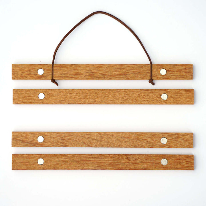 Moderne Posterleisten · Teak · Holz Magnetleisten · A4 / A3 – Aus Gnade