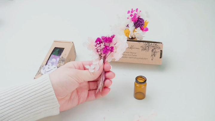 Trockenblumen "Mini Bouquet" in Geschenkbox, inkl. Mini-Vase